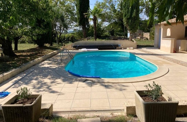 Le confort d’aujourd’hui dans un mas d’hier au coeur de la Provence