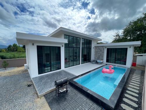 Tokkok Pool Villa