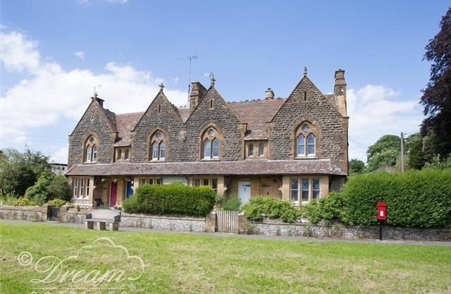 Toll Lodge, Frampton