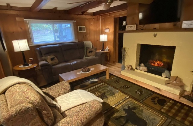 Toma trail cozy cabin treat yourself and ride fish or relax
