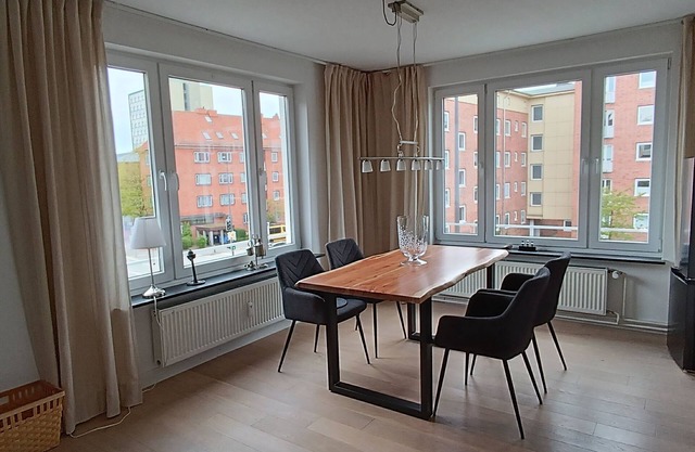 Top apartment / apartment in Kiel-Mitte (UKSH / CAU / stadium)