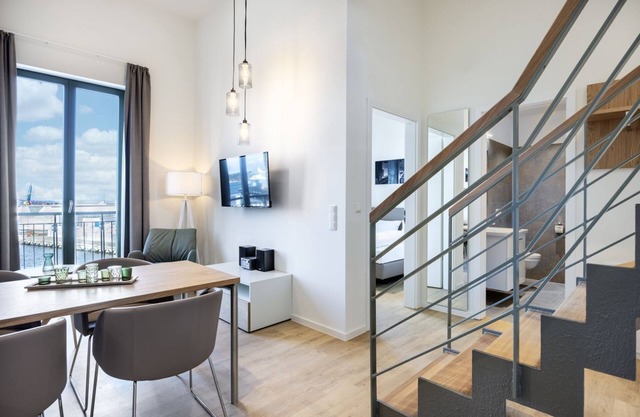 Top apartment with gallery bedroom, roof terrace and unique harbor view - Krusespeicher