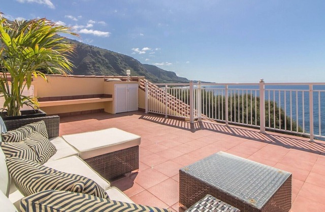 Top Coastal House avec vue imprenable sur la mer