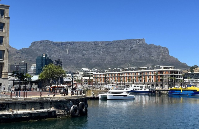 Haut Coin Appartement avec vue sur l'île de Robben et Table Mountain