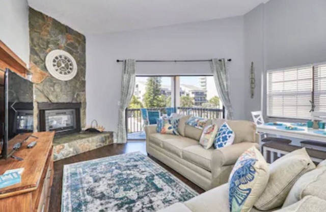 Top floor beach condo with gulf & inter-coastal views!