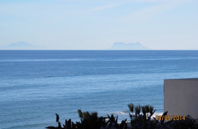 TOP LOCATION 3 BR appartement à la mer avec piscine 180 vue sur l'océan degré intérieurs et extérieurs