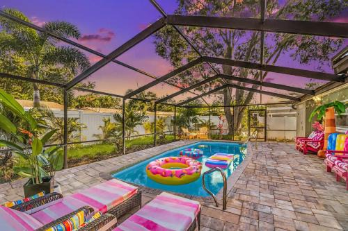 TOP VlLLA Chic 4BR Spacious & Fun Pool Villa