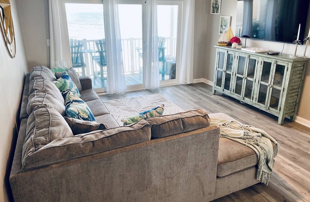 Topsail Paradise-Self Check-in and Steps to Beach!