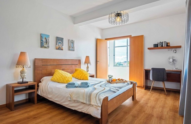 Tornos - Appartement spacieux de deux chambres