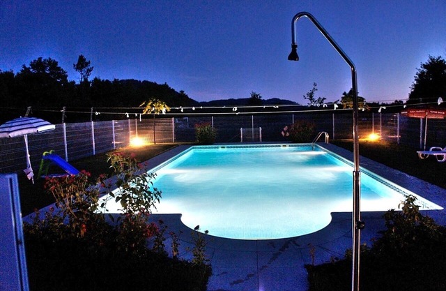 Torre da Quinta da Prelada con baño, terraza privada y piscina.