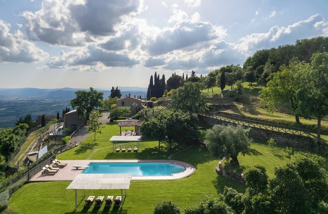 Torre Ginestre 12, Emma Villas