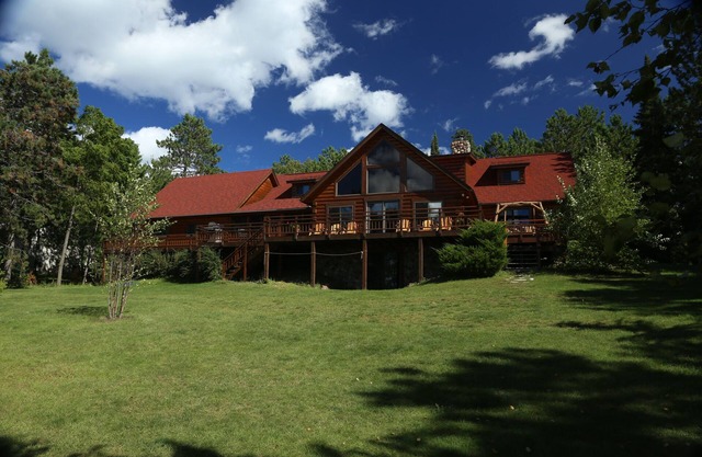 Totagatic Lodge, un endroit idéal pour la famille Get Togethers! Voir la vidéo!