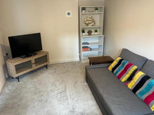 Town centre cottage!