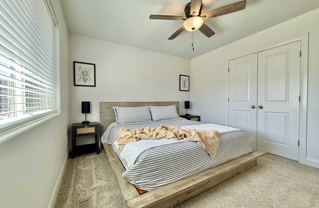 Townhome in Glendale, UT near Zion with hot tub