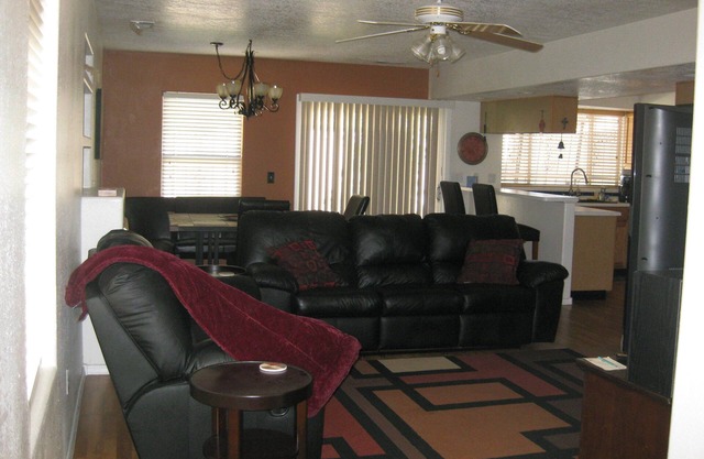 Townhomeinthe505 - Accès facile à Coors et à l’I-40