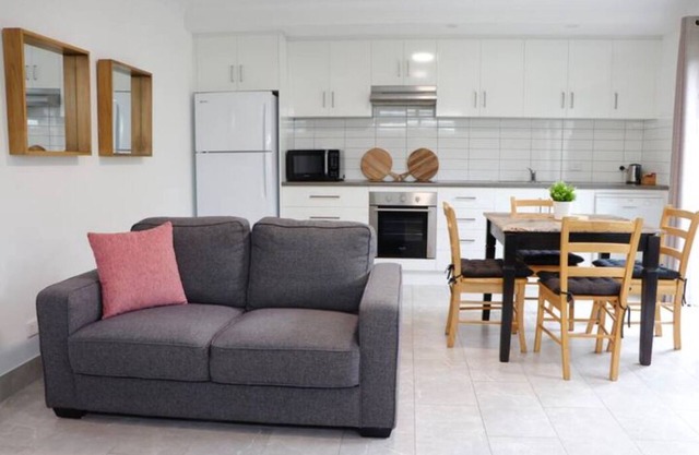 Townhouse 2 - 16 King Street