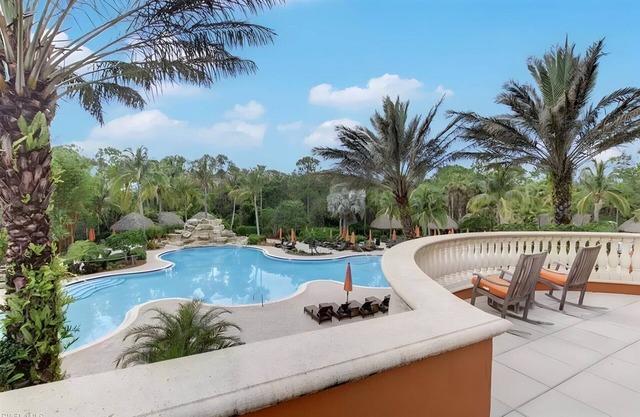 Townhouse in South Naples, Lely resort OLE