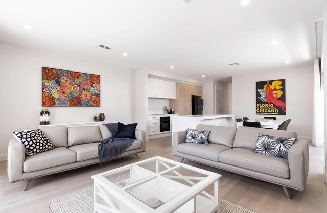 Townhouse on Tod Glenelg North