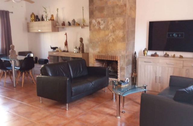Maison de ville avec piscine commune
