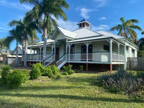 Townsville Home on River Park Drive, Annandale