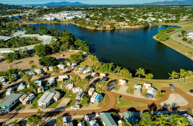 Townsville Lakes Holiday Park