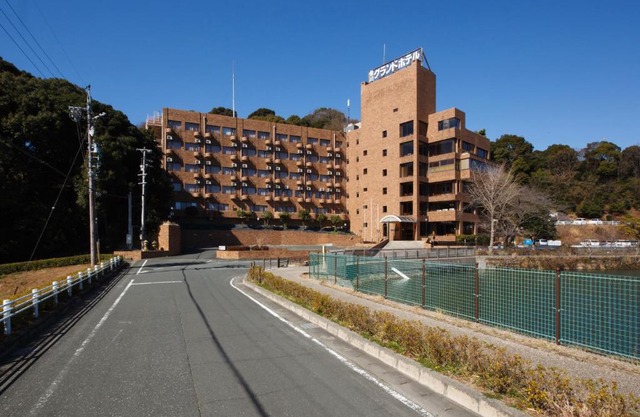 Toyokawa Grand Hotel