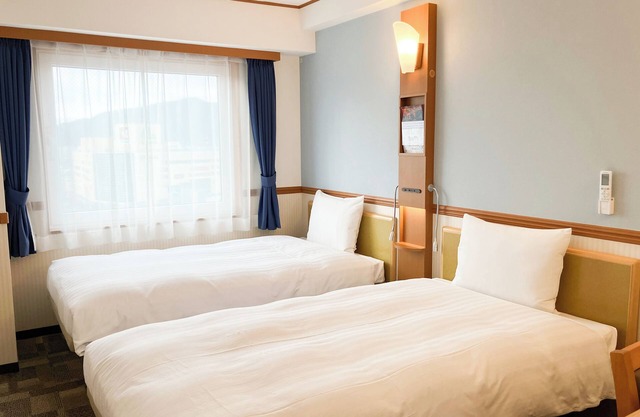 Toyoko Inn Tsuruga Ekimae