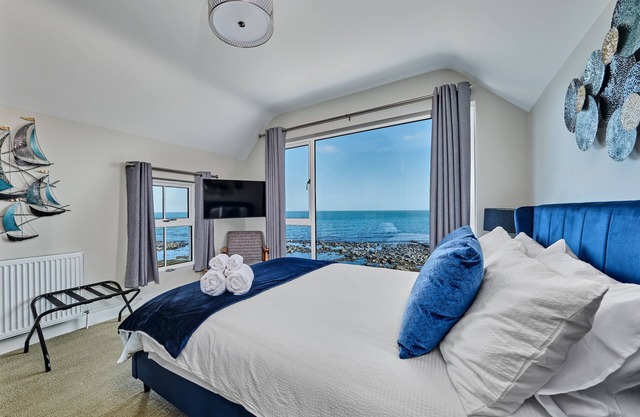 Tradition meets luxury with magnificent sea views