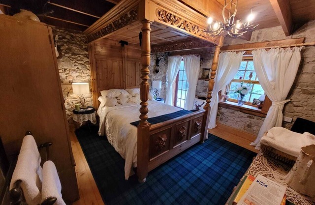 Traditional 2-bed Cottage in Dalry