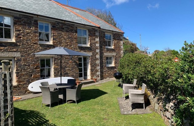 Traditionnelle Cornish Pierre, avec de spectaculaires vues sur la mer
