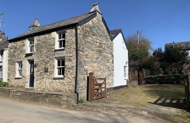 Cottage traditionnel, jardin clos, Trewalder, Nr Port Isaac et plages de surf.