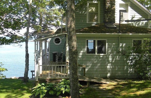 Cottage traditionnel Maine sur l'océan ouvert