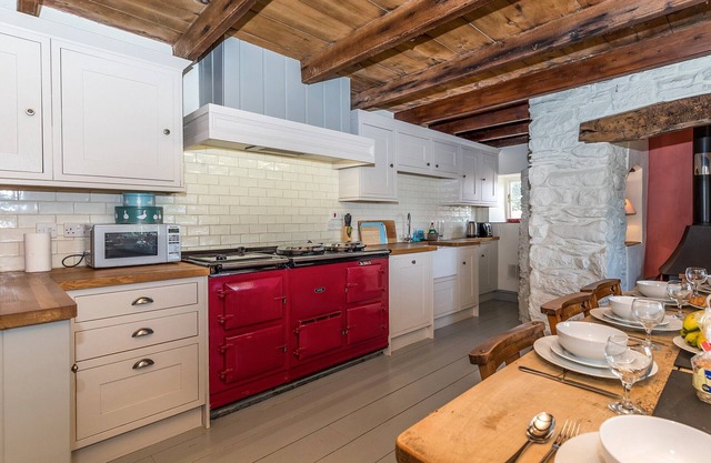 2 bedroom accommodation in Whitesands, near St Davids