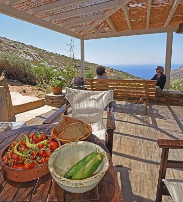 Traditional stone house 1bedroom, sea view, Syros