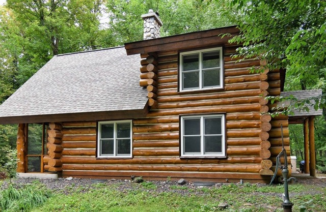 Log Cabin magnifique sur le lac Namakagon à Cable, Wisconsin