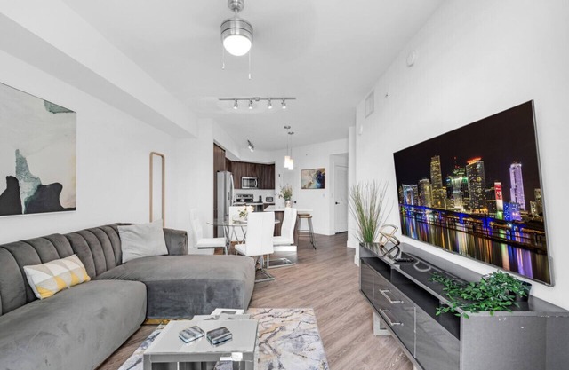 Tranquil 1 Bed Escape in Doral W/ Free Parking