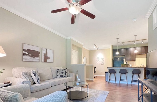 Tranquil 1st Floor Apt, Prime North Tampa Area