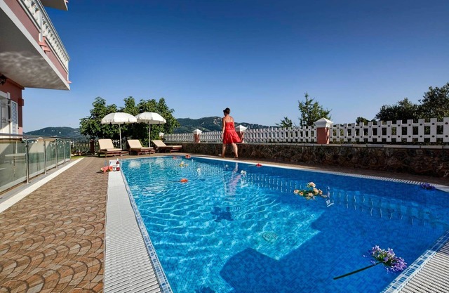 Tranquil Corfu Villa | 3 Bedrooms | Villa Chrinos | Gated Pool | Agios Georgios Pagon