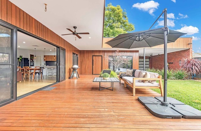 Tranquil Garden Oasis | Central Echuca