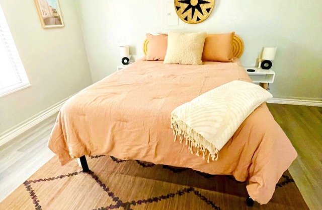 Tranquil Haven for Solo Travelers or Couples