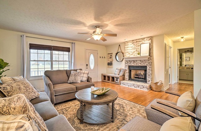 Tranquil Nashville Getaway: 29M to City!