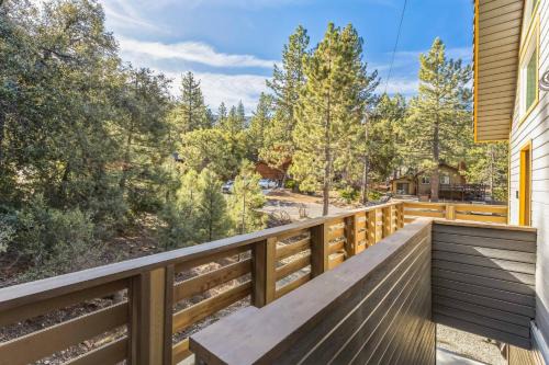 Tranquil Pine Mountain Retreat cabin
