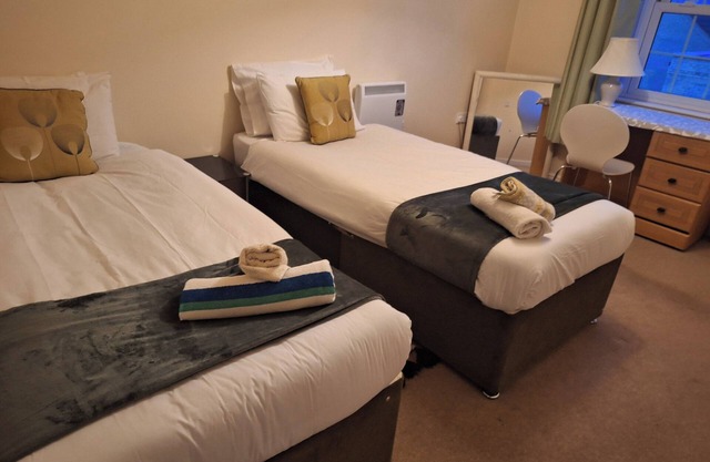 Tranquil Retreat in Ely City Center
