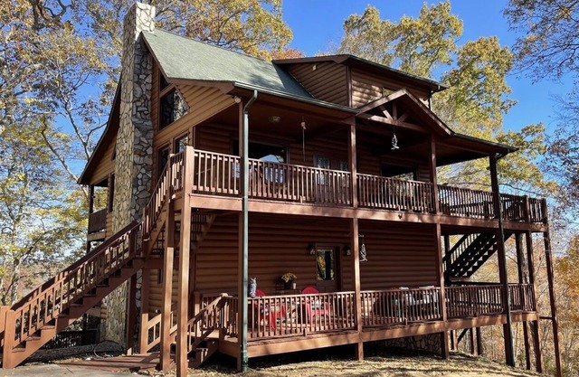 Tranquil Retreat w/ New River and Mountain Views! River Access, Hiking
