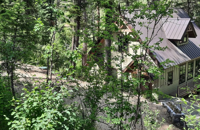 Tranquil Treasure House tucked in the trees of Terrace Lakes golf resort w/ pool