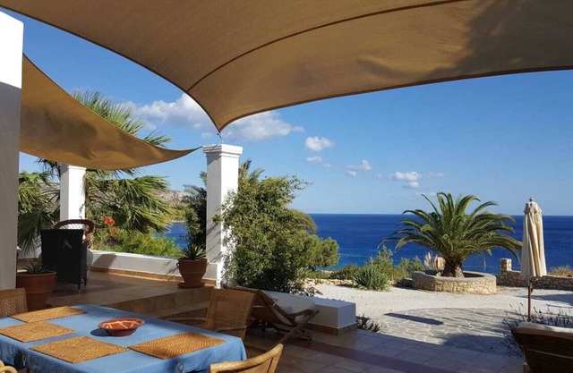 Tranquil Villa with Sea view in Ammopi Karpathos