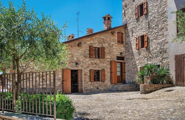Maison spacieuse à Ca' De' Grimaldi, près du centre ville