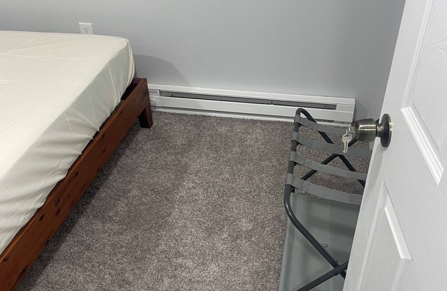 Tranquility Haven 2-bedroom apartment in Garfield Heights with AC #17A