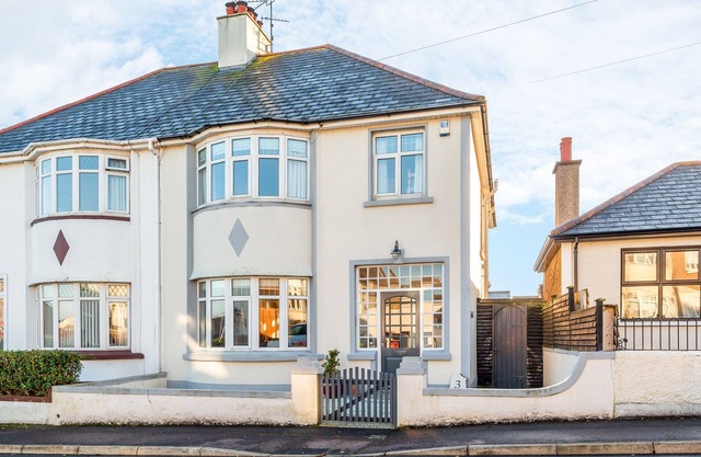TRANQUILITY, pet friendly, with open fire in Portrush