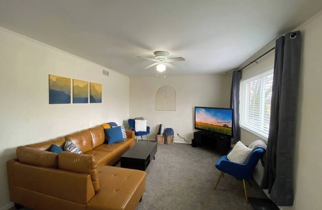 ✨ Transient Traveler Housing - Private Home ✨
